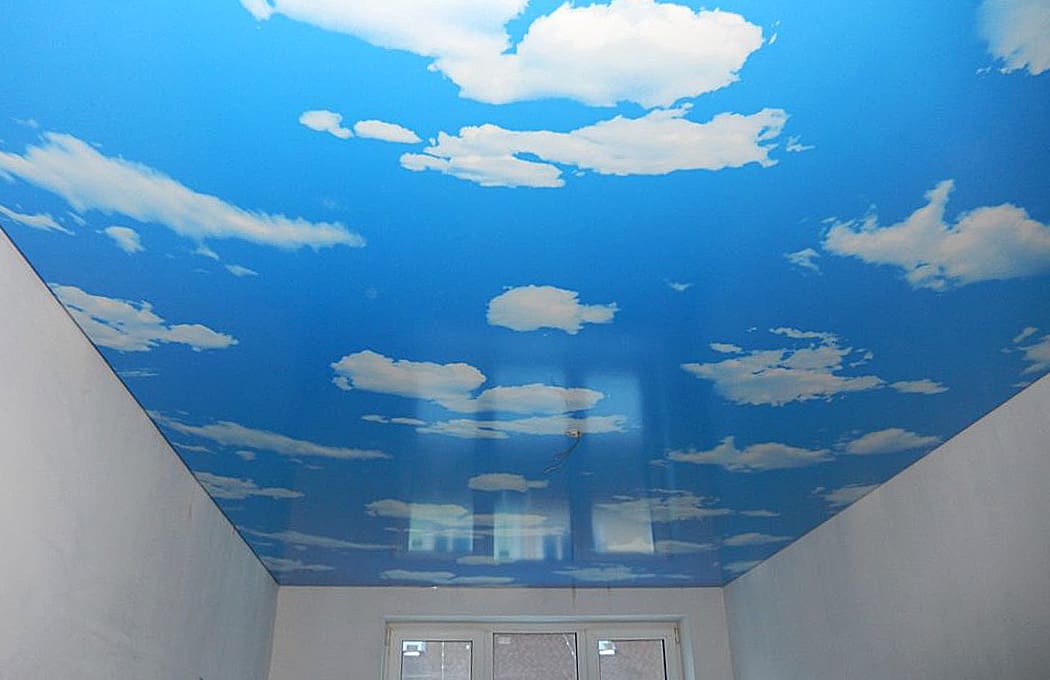 Натяжные потолки фотопечать небо 